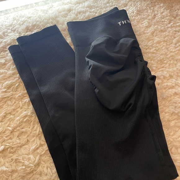 Thrivin Black Leggings - Picture 3 of 4